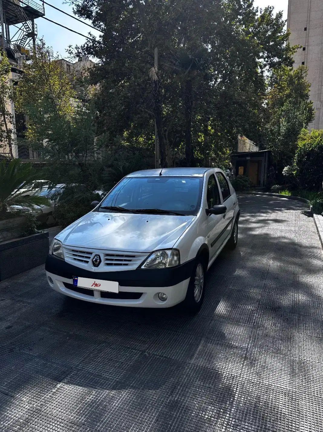 خودرو رنو، پارس تندر آگهی ann_20381186