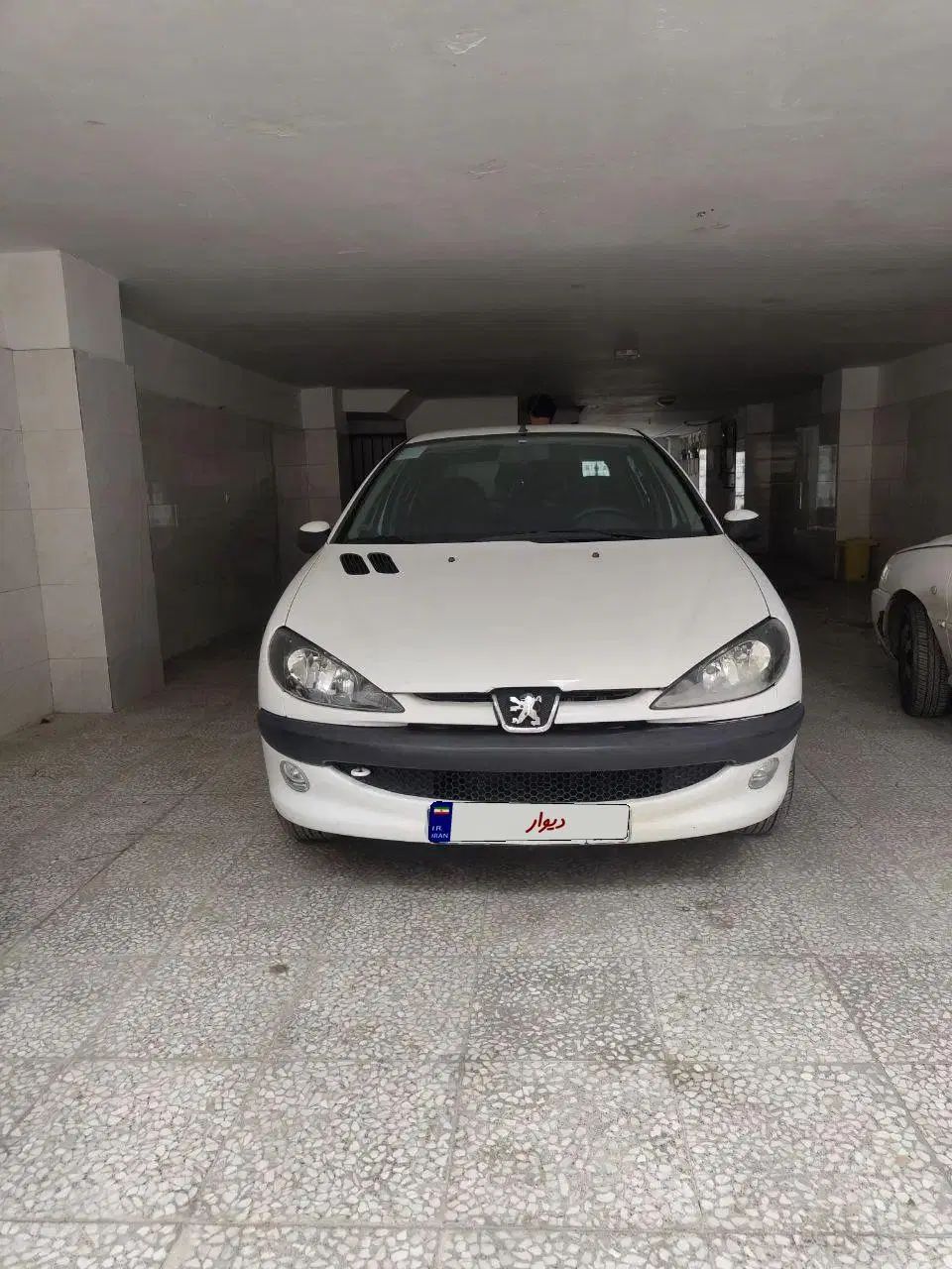 پژو ۲۰۶ صندوق دار v8 - 1395