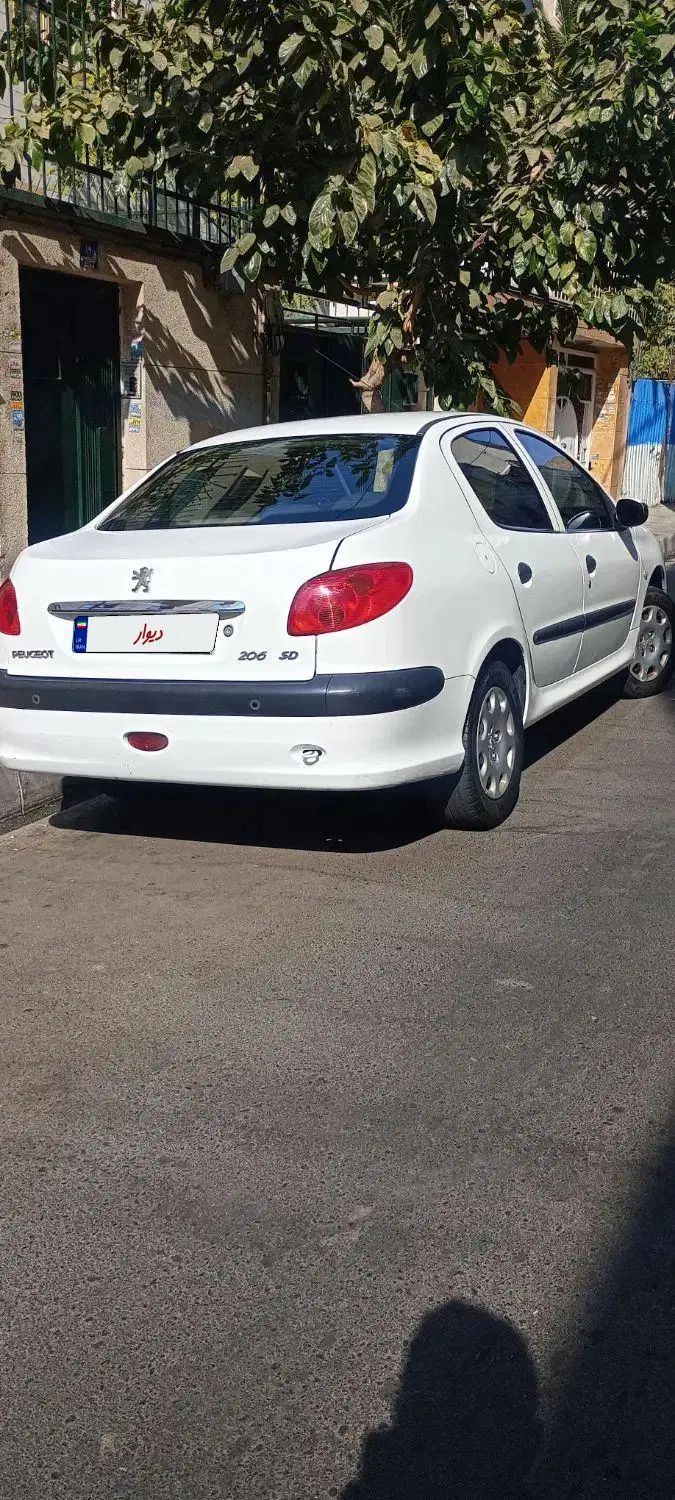 پژو ۲۰۶ صندوق دار v8 - 1395