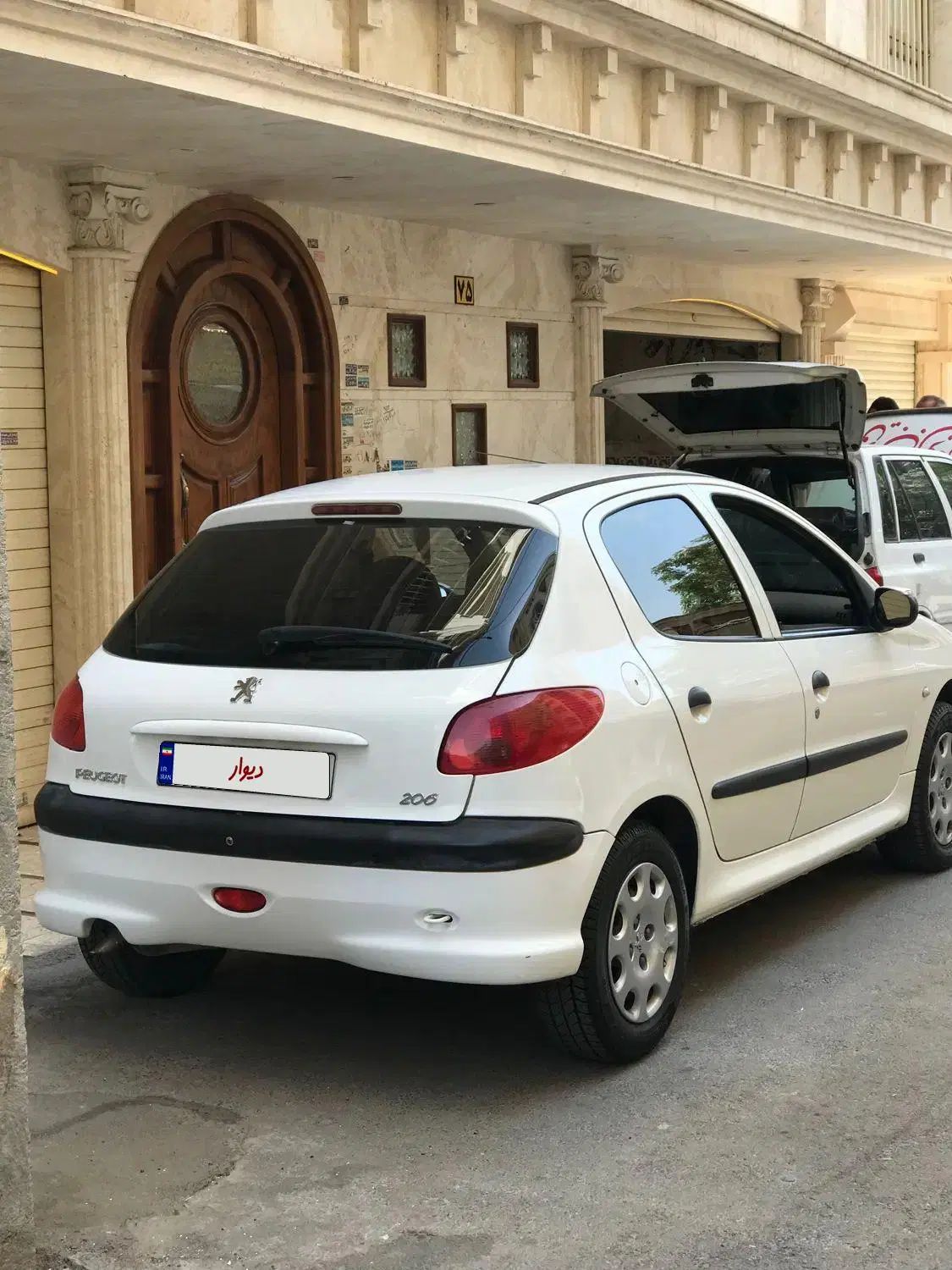 پژو 206 تیپ 2 - 1396