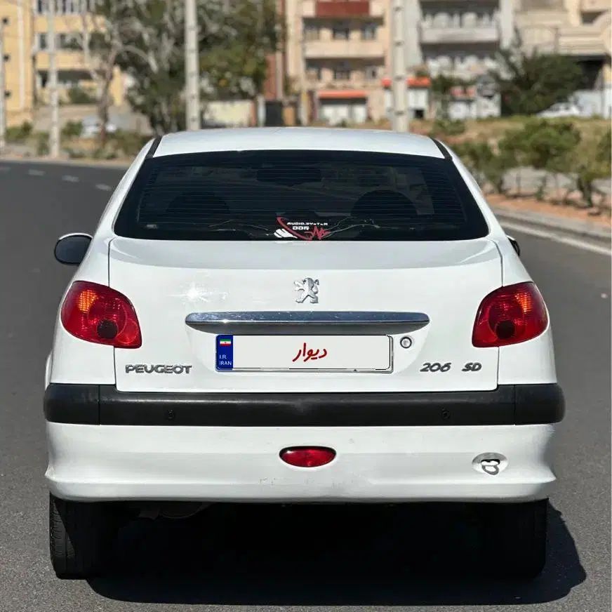 پژو ۲۰۶ صندوق دار v8 - 1394