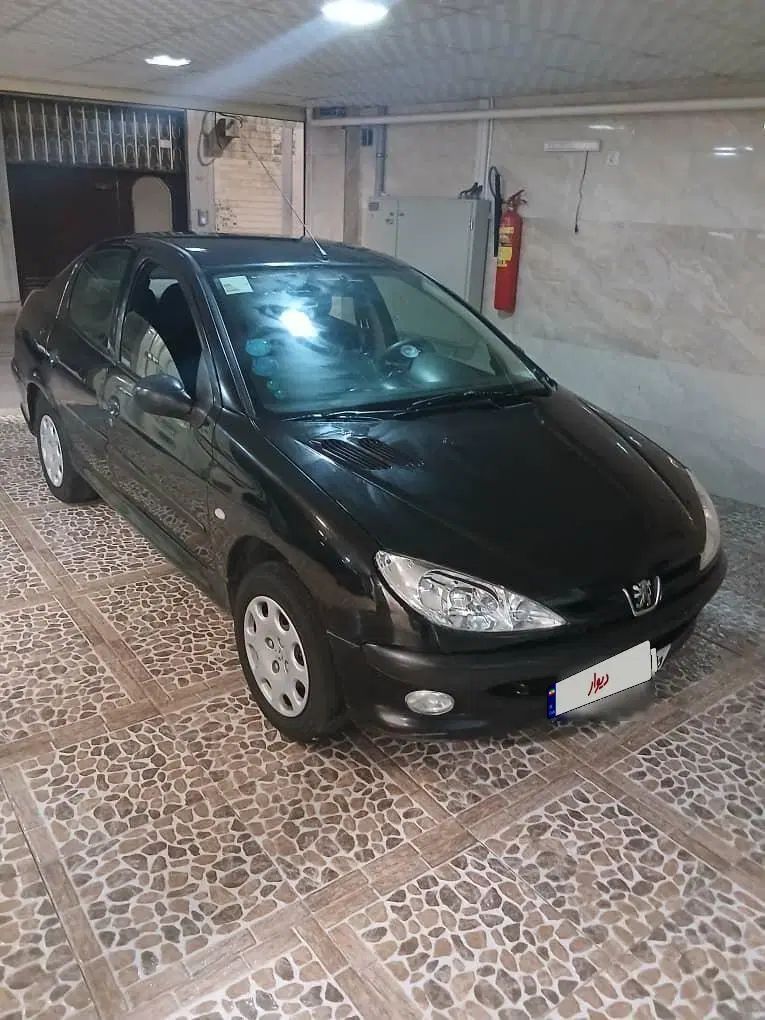 پژو ۲۰۶ صندوق دار v8 - 1390