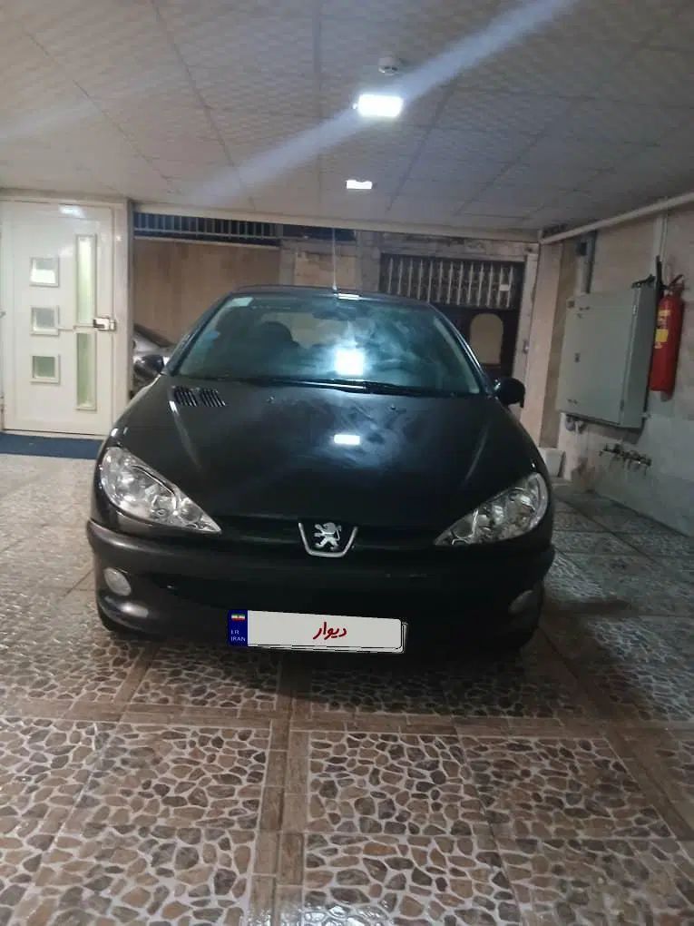 پژو ۲۰۶ صندوق دار v8 - 1390