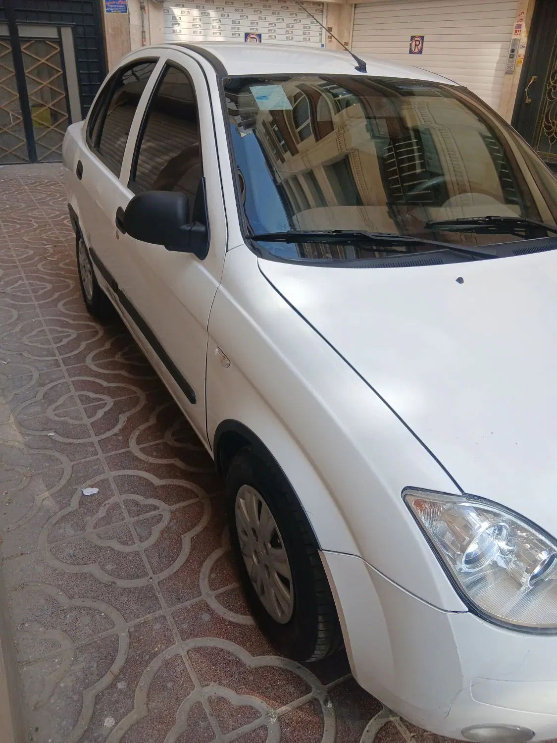 تیبا صندوق دار SX - 1396
