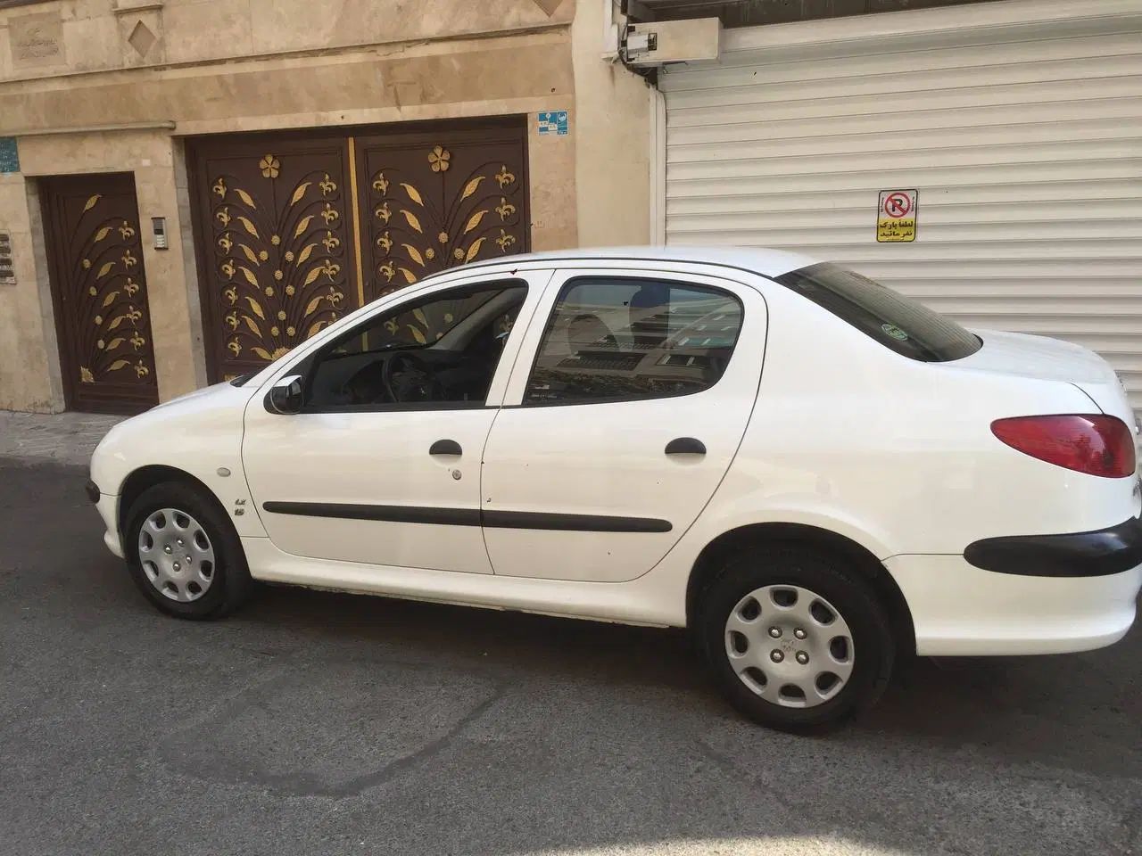 پژو ۲۰۶ صندوق دار v8 - 1396