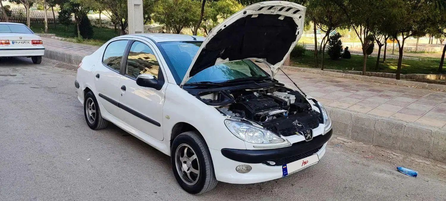 پژو ۲۰۶ صندوق دار v8 - 1390