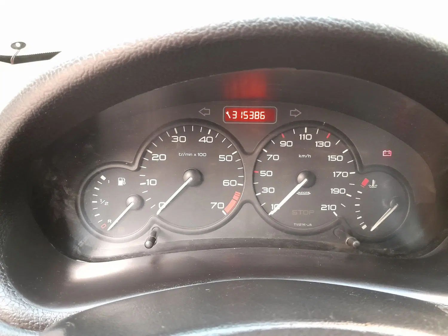 پژو ۲۰۶ صندوق دار v8 - 1389