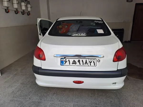 پژو ۲۰۶ صندوق دار v8 - 1390