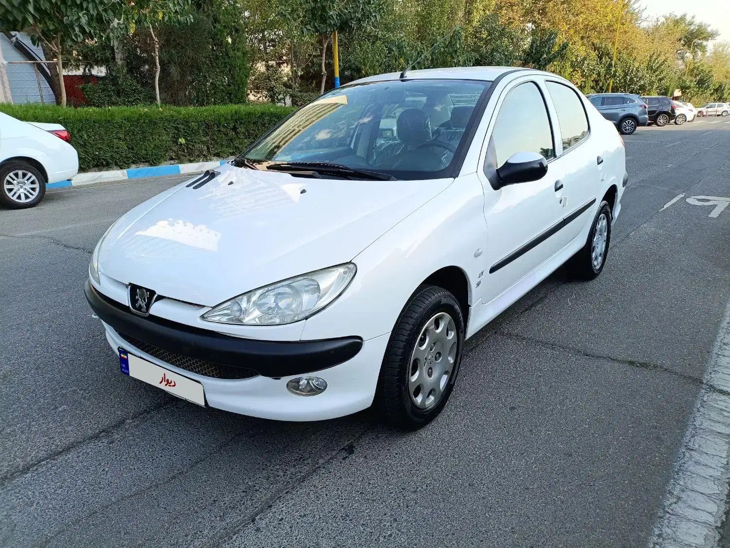 پژو ۲۰۶ صندوق دار v8 - 1397