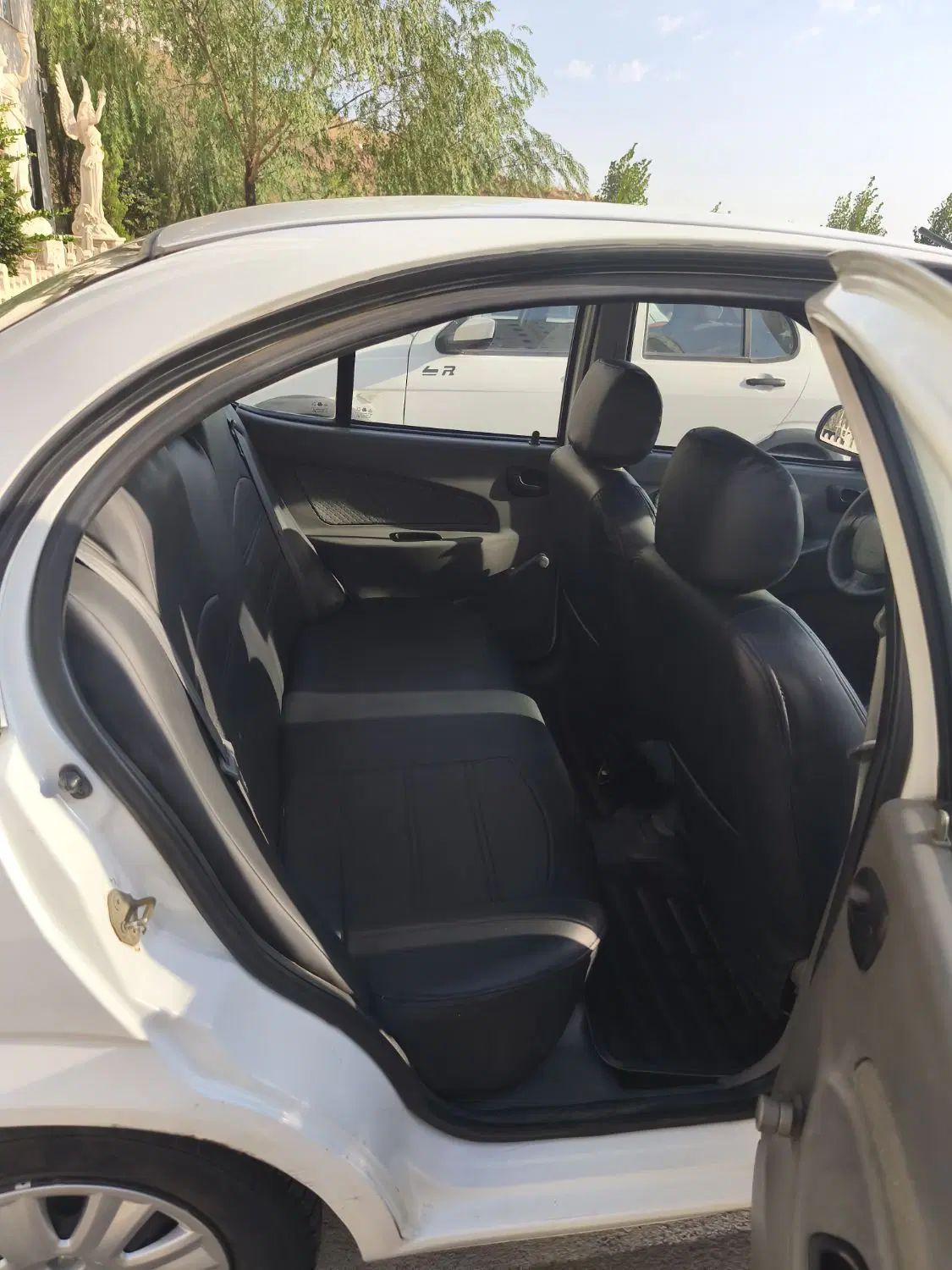 تیبا صندوق دار SX - 1393