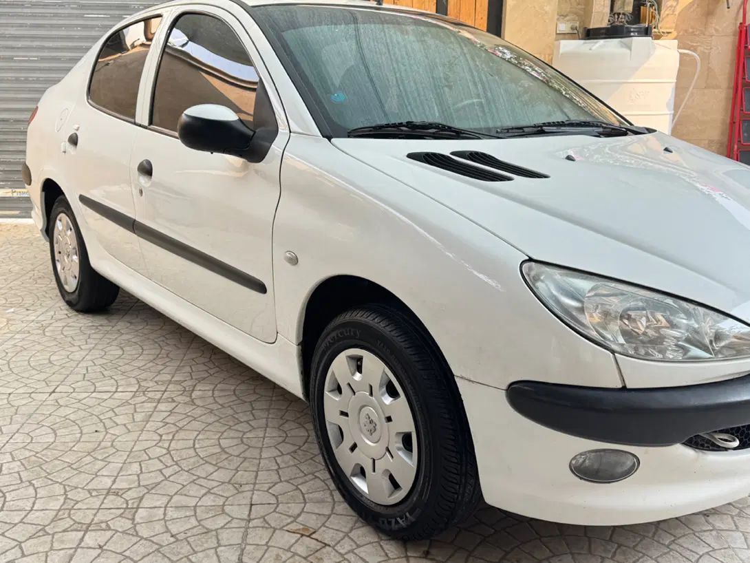 پژو ۲۰۶ صندوق دار v8 - 1395