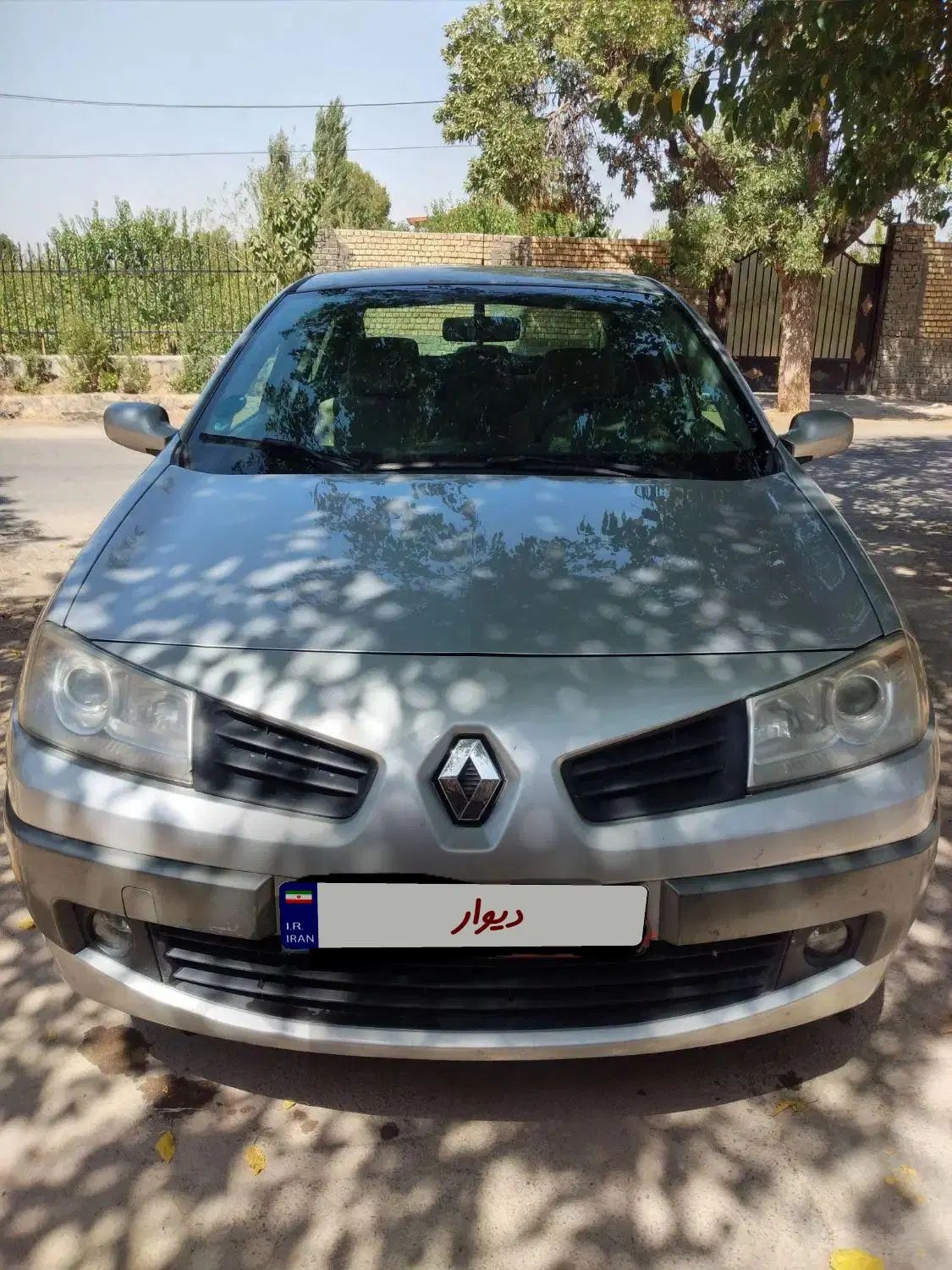 رنو مگان پارس خودرو 1600 E2 - 1390