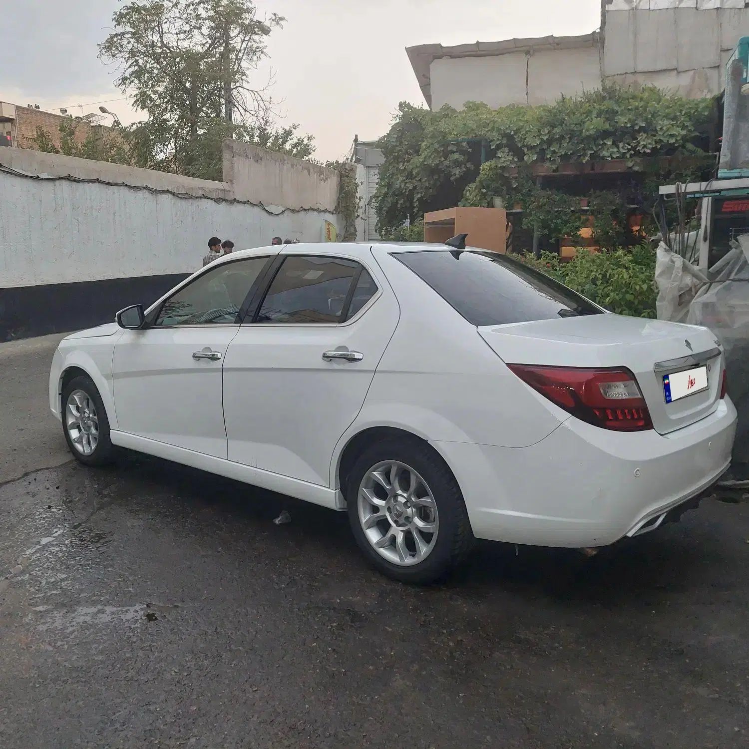 دنا پلاس توربو ۵ دنده 4 ایربگ - 1401