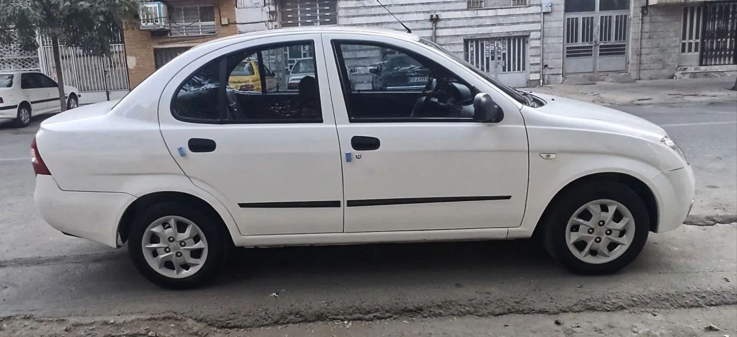 تیبا صندوق دار SX - 1398