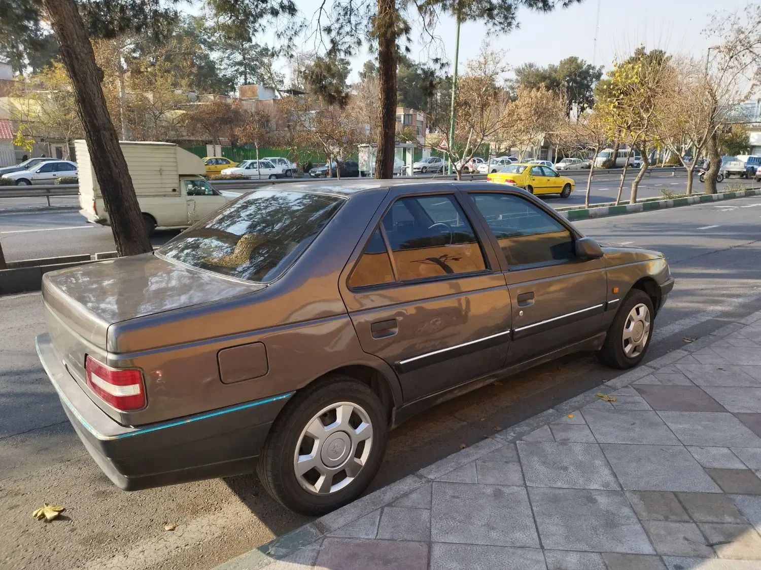 پژو 405 GLX - 1381