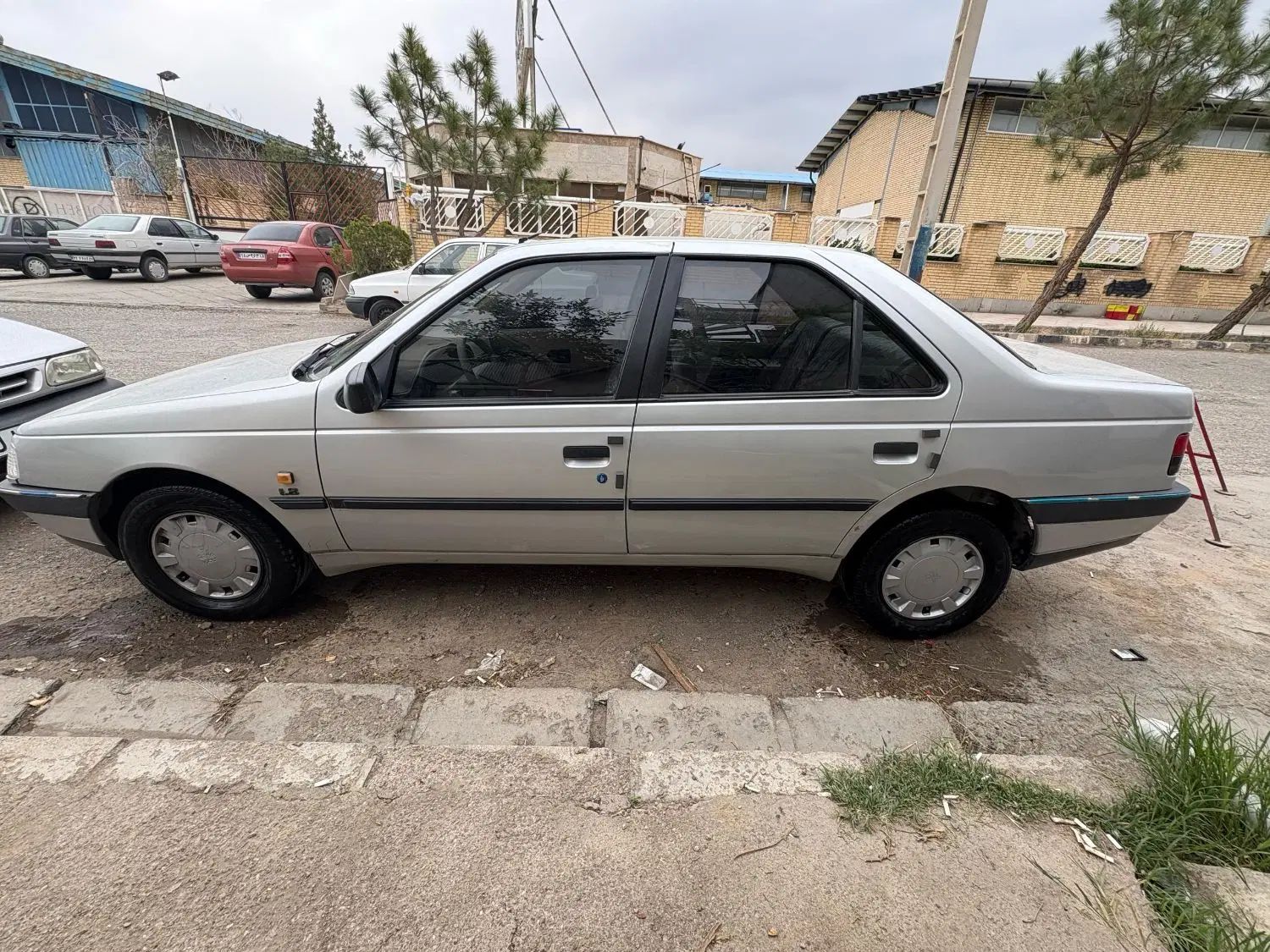 پژو 405 GLX - 1390