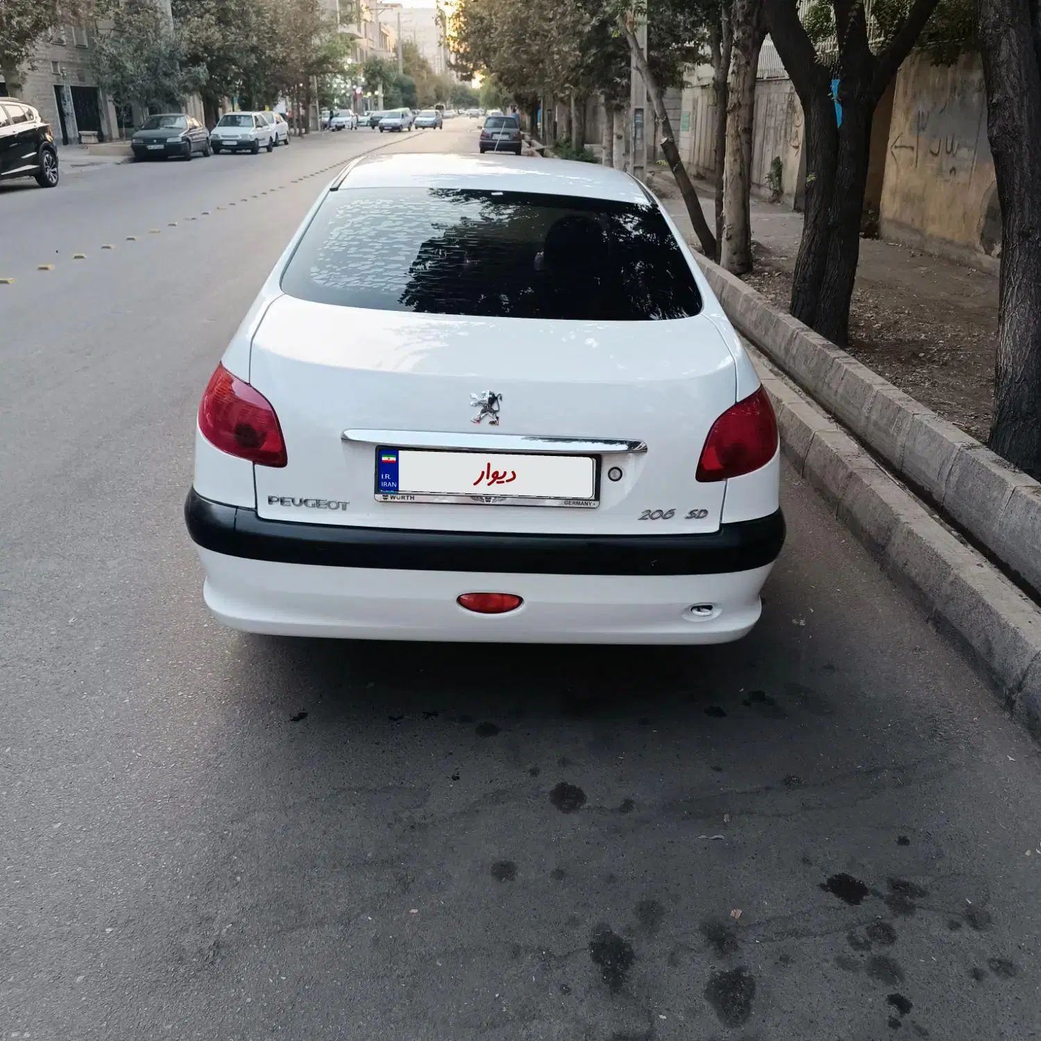 پژو ۲۰۶ صندوق دار v8 - 1396