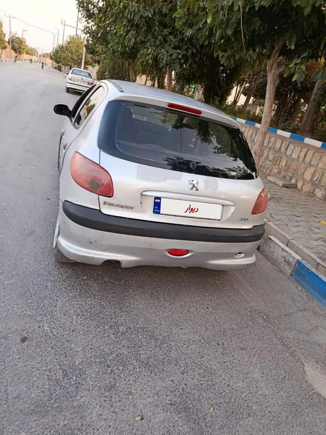 پژو 206 تیپ 2 - 1385