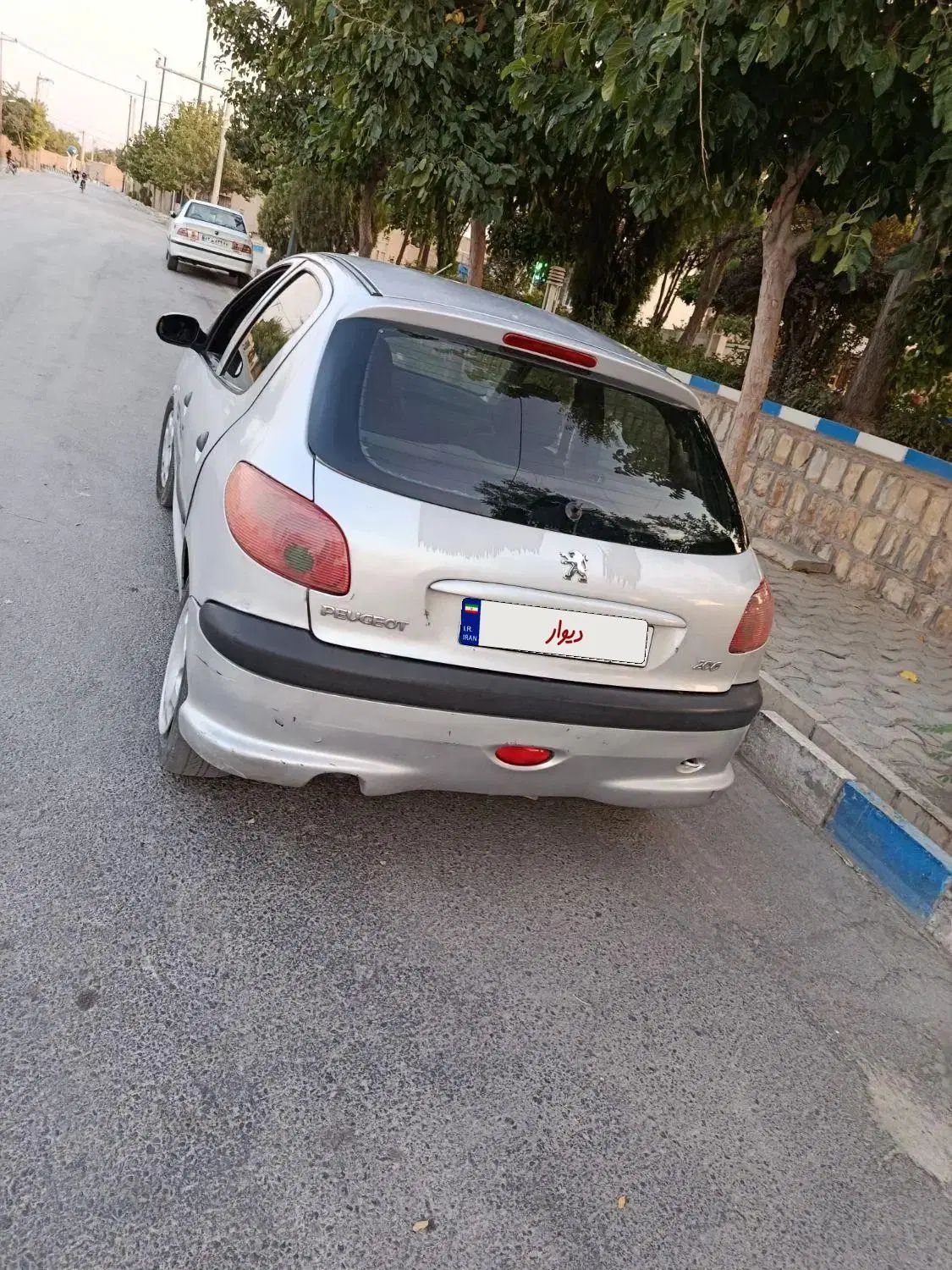 پژو 206 تیپ 2 - 1385