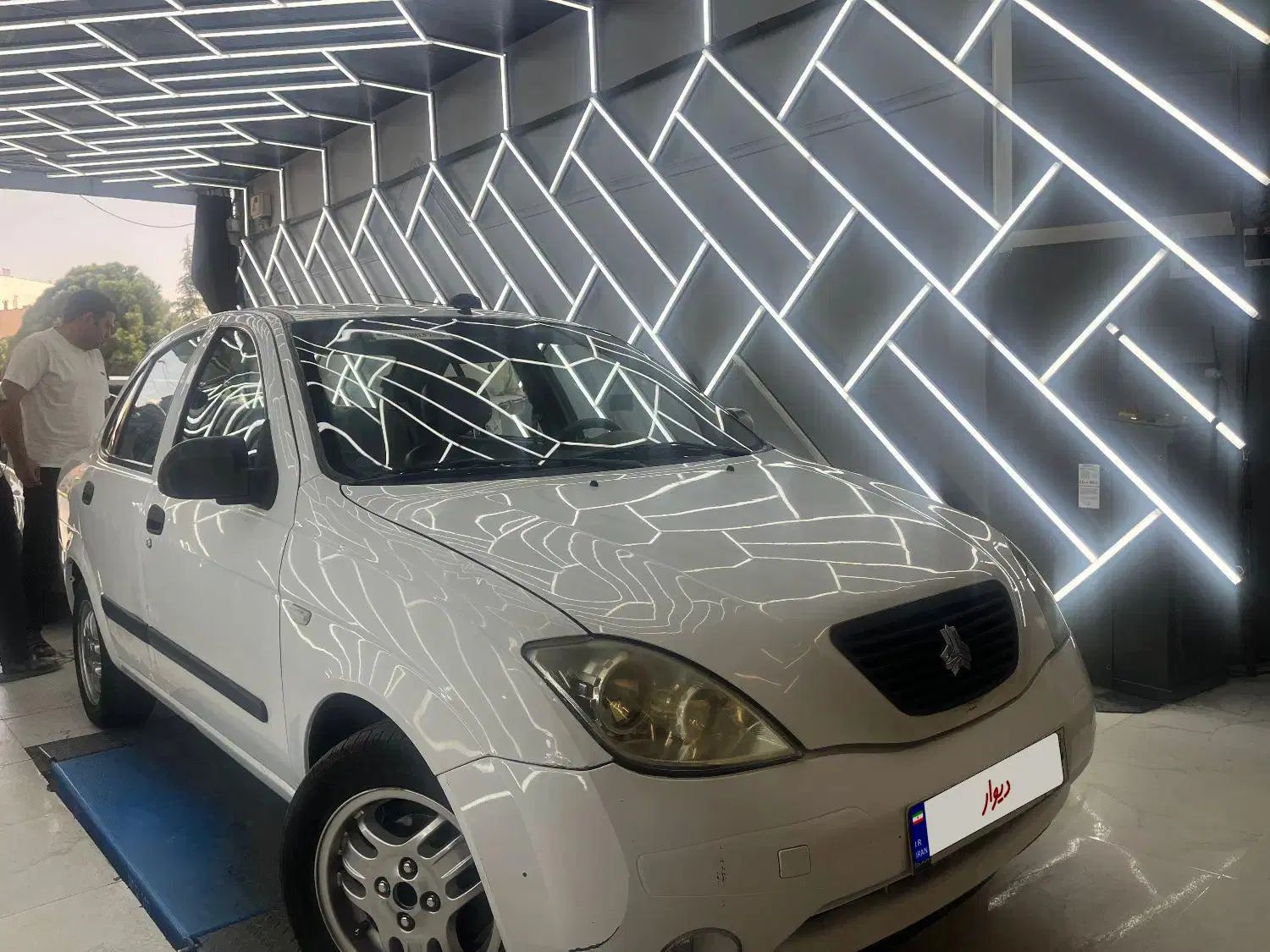 تیبا صندوق دار EX - 1394