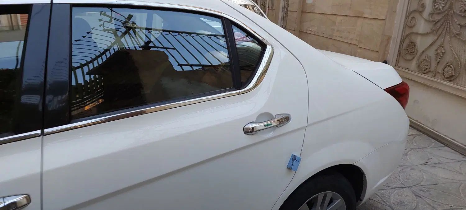 دنا پلاس ۵ دنده EF7 - 1400