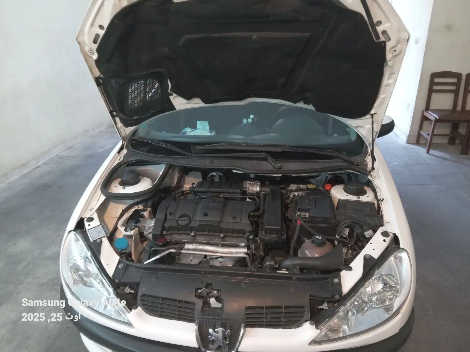 پژو ۲۰۶ صندوق دار v8 - 1393