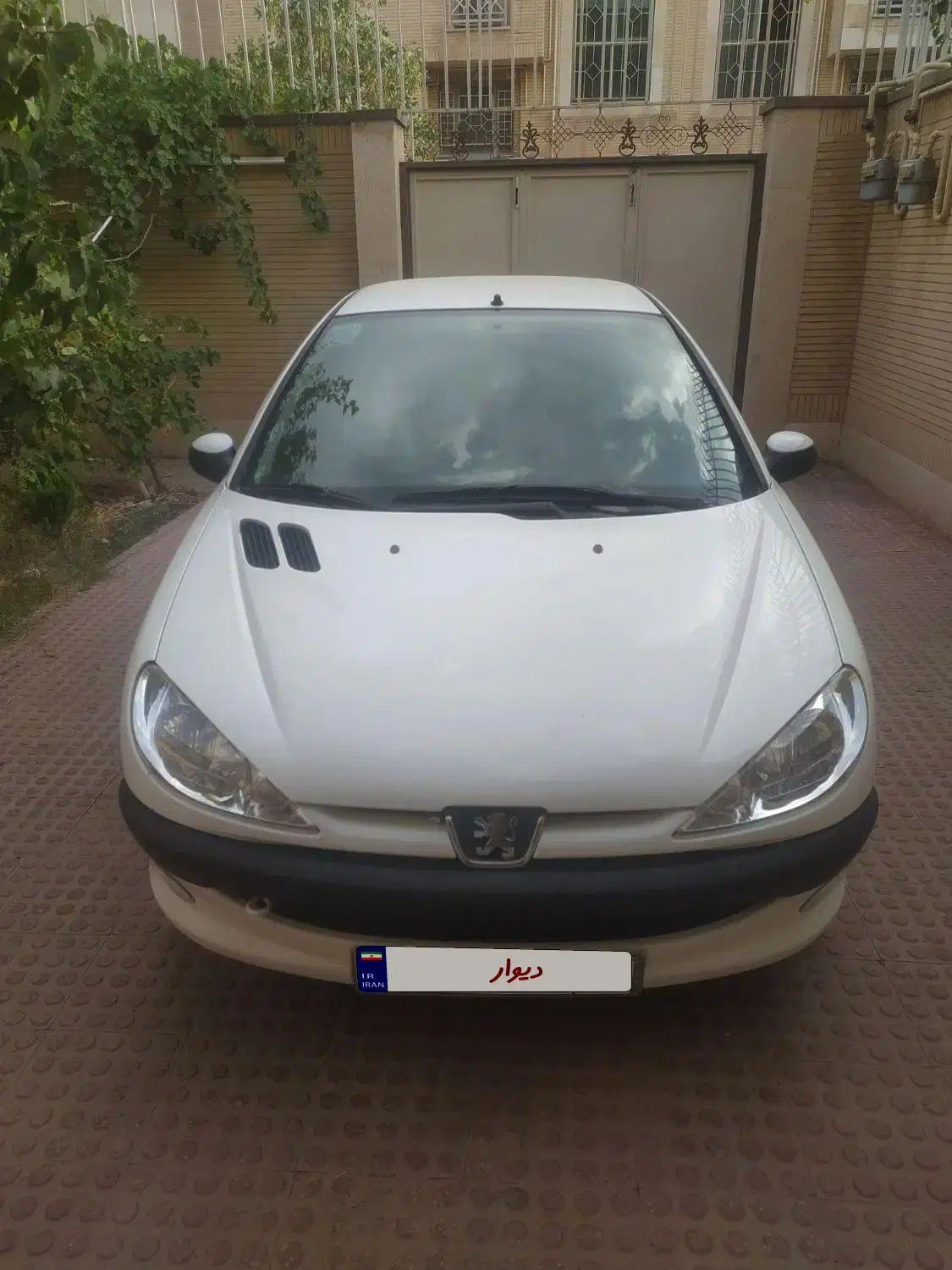 پژو ۲۰۶ صندوق دار v8 - 1398