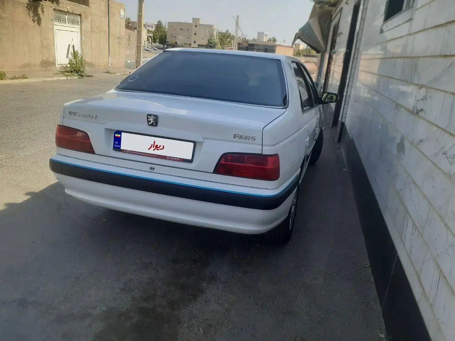 پژو پارس XU7P - 1402