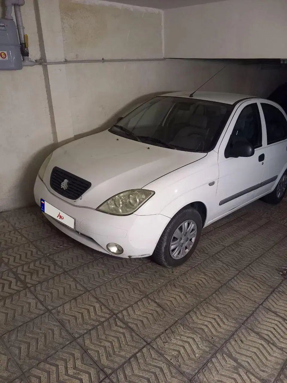 تیبا صندوق دار SX - 1395