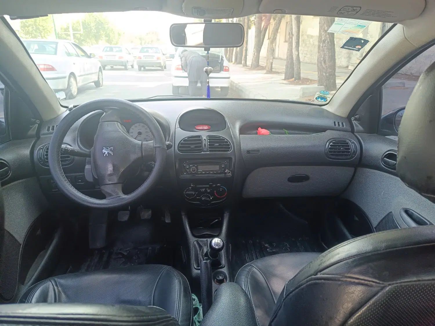 پژو ۲۰۶ صندوق دار v20 - 1390