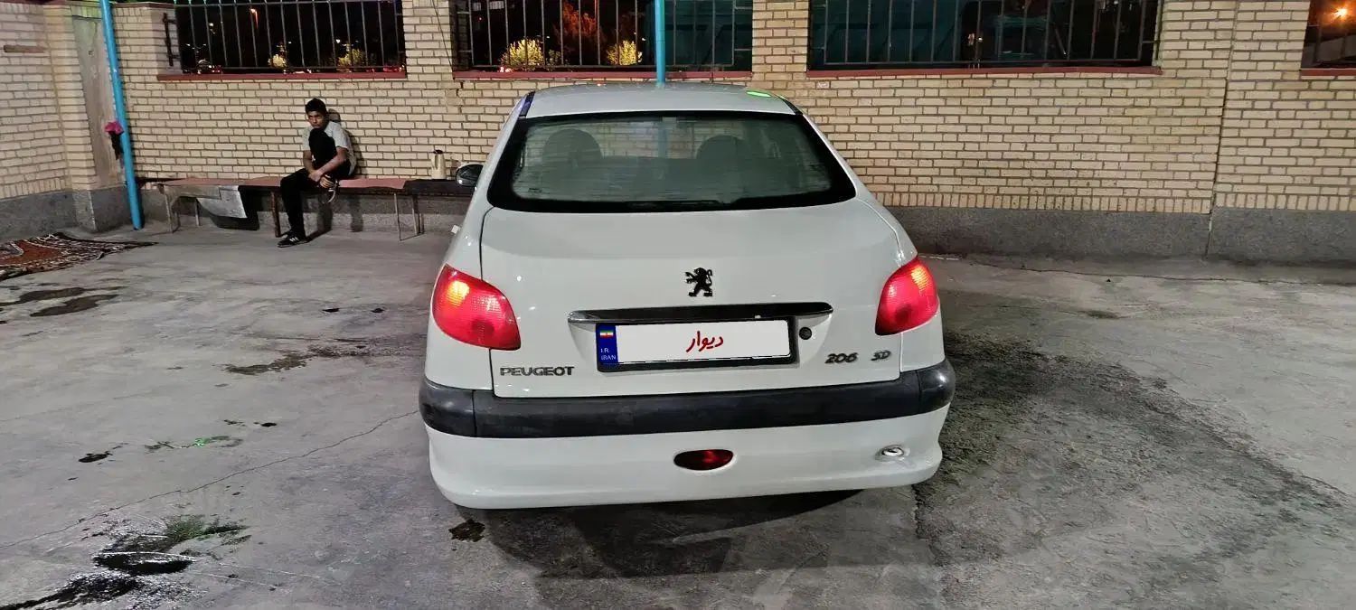 پژو ۲۰۶ صندوق دار v20 - 1388