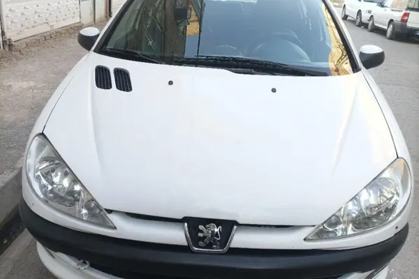پژو ۲۰۶ صندوق دار v8 - 1397
