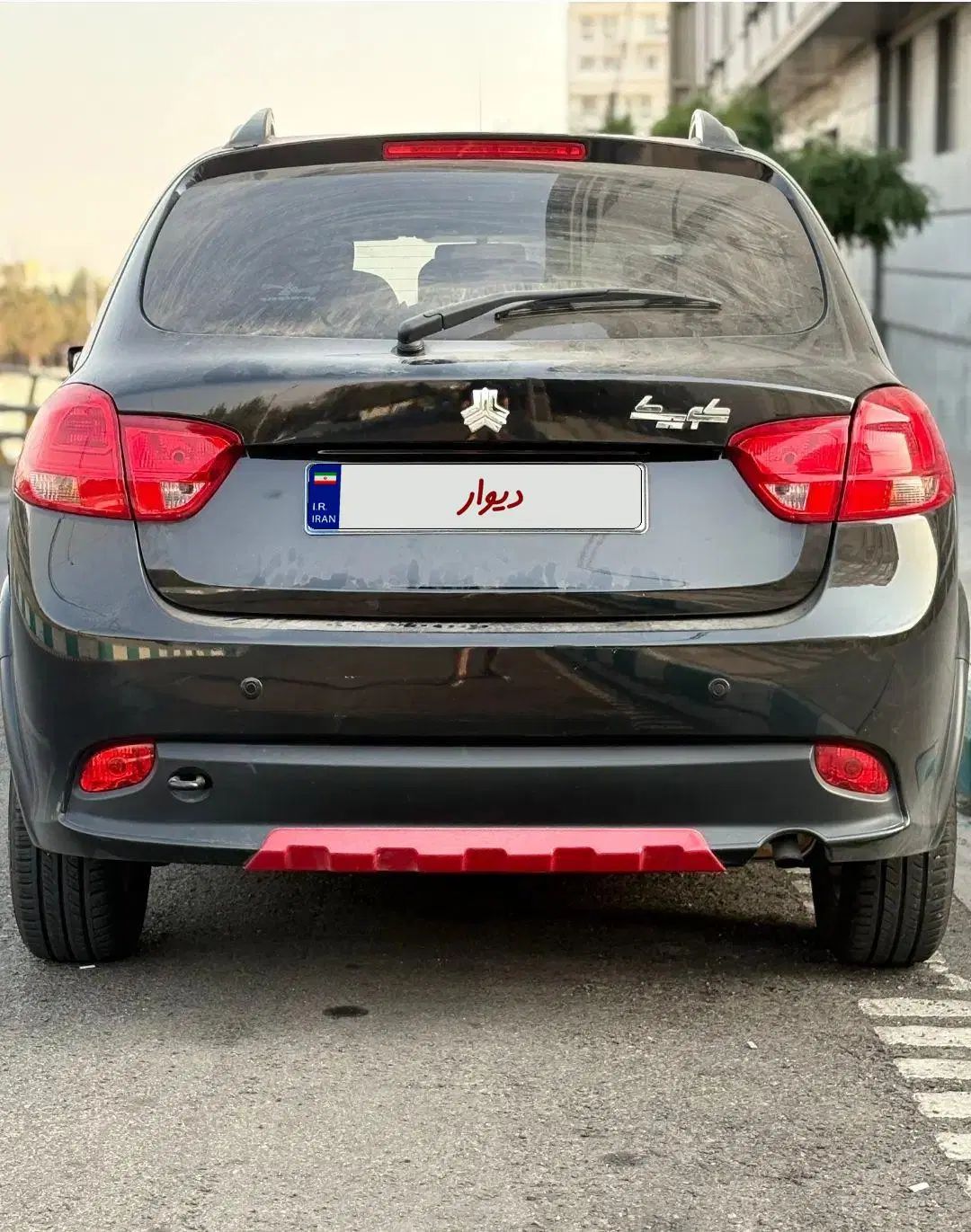 کوییک R دنده‌ای - 1402