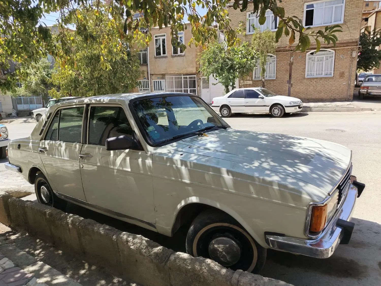 پیکان سواری انژکتور - 1383