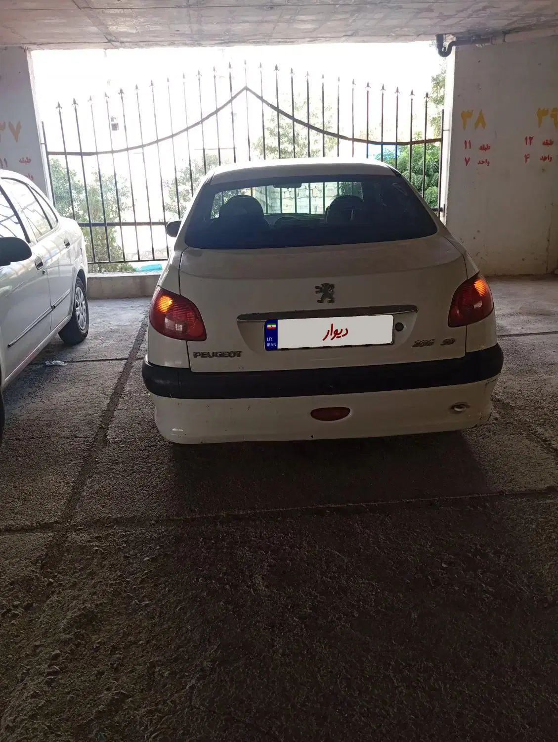 پژو ۲۰۶ صندوق دار v1 - 1390
