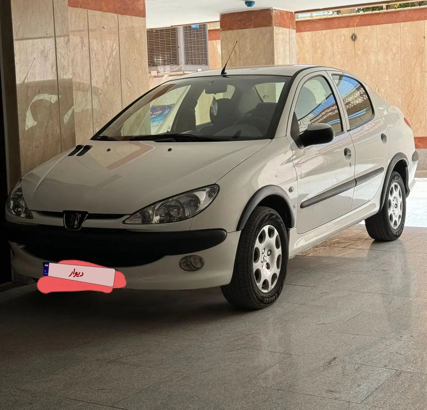 پژو ۲۰۶ صندوق دار v8 - 1393