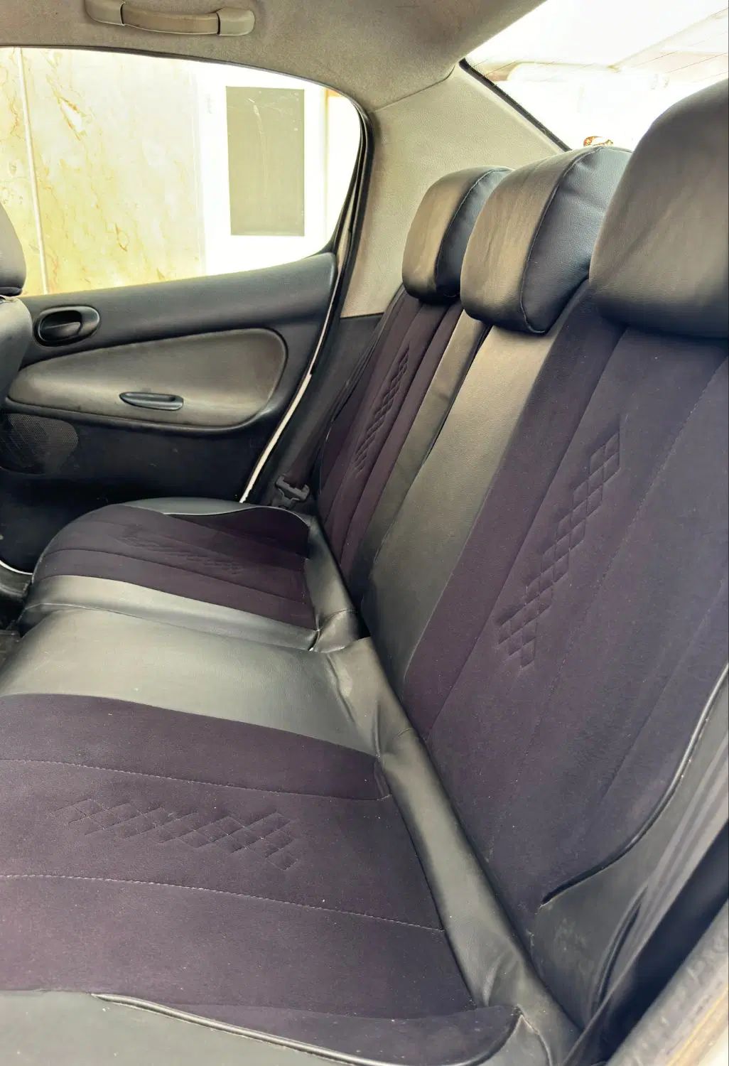 پژو ۲۰۶ صندوق دار v8 - 1393