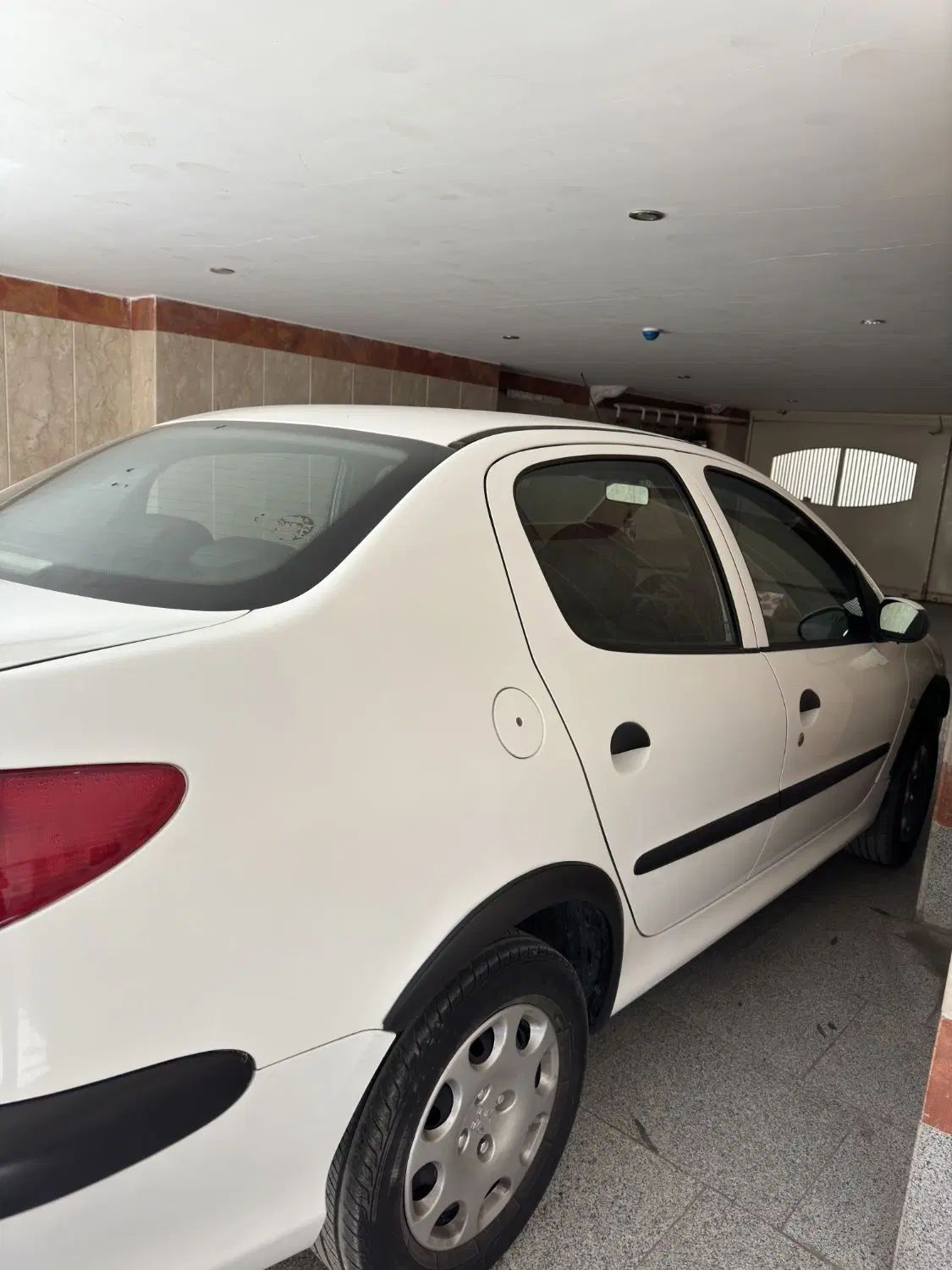 پژو ۲۰۶ صندوق دار v8 - 1393