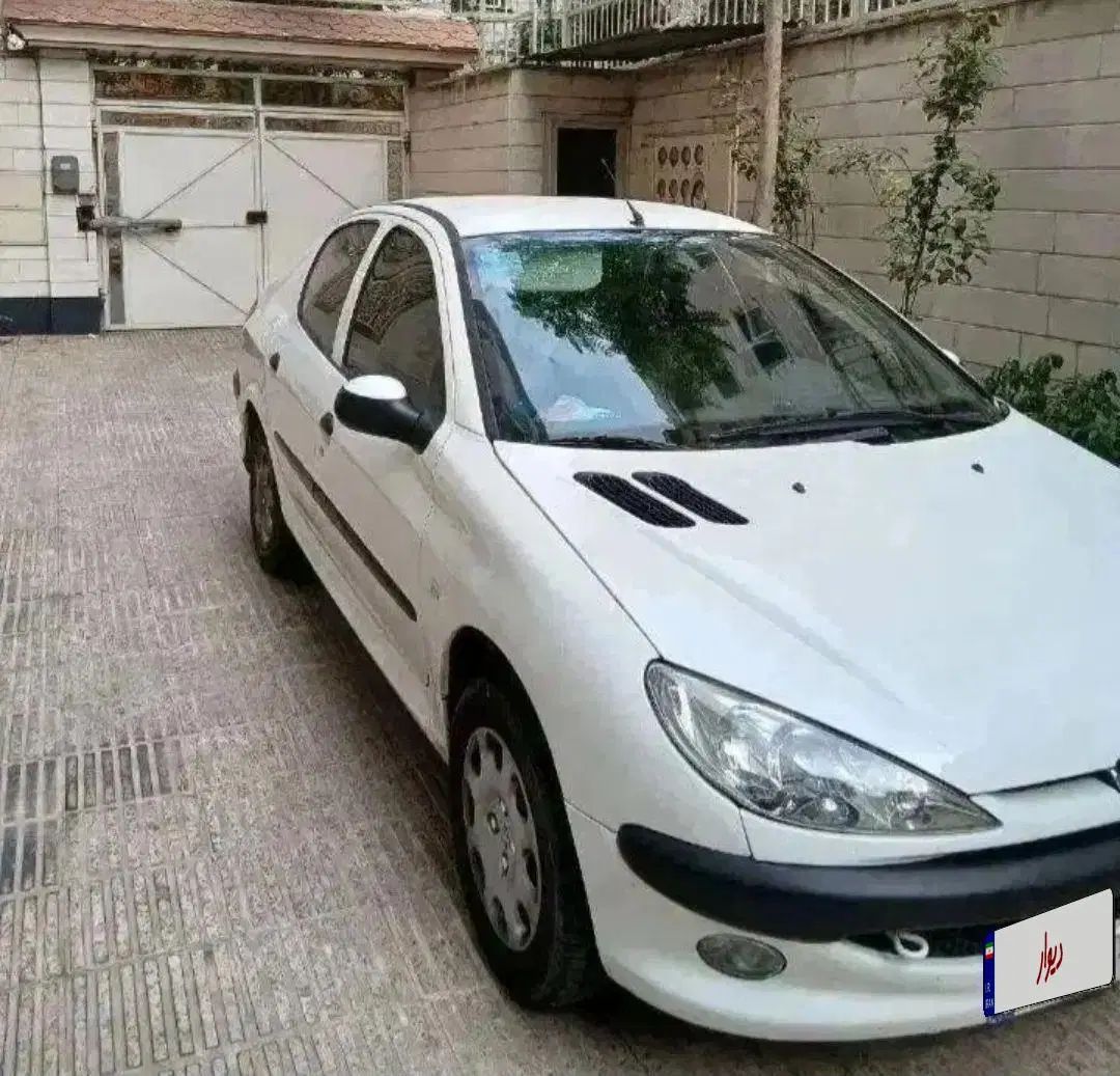 پژو ۲۰۶ صندوق دار v10 - 1386