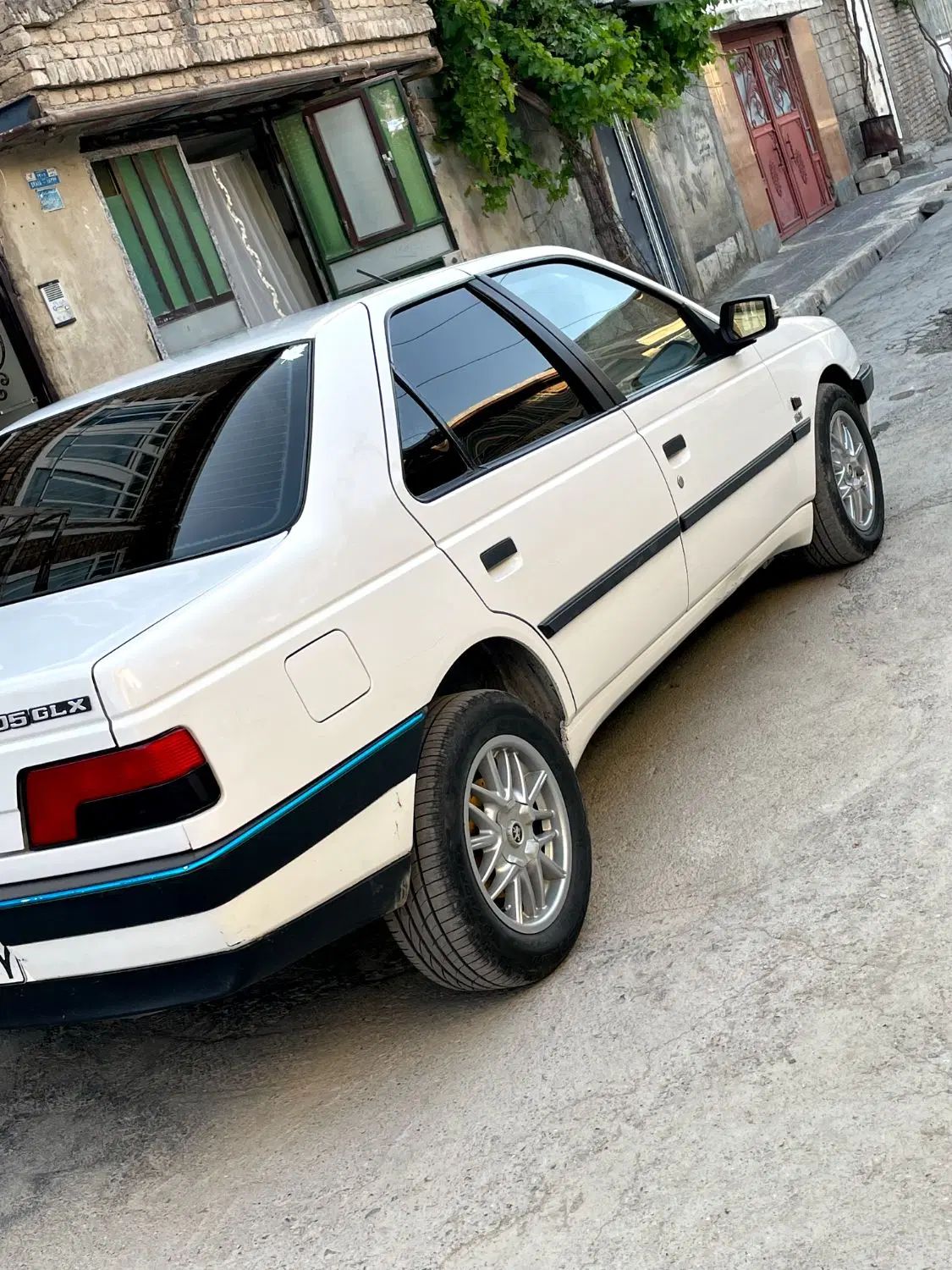 پژو 405 بنزینی GLX - TU5 - 1390