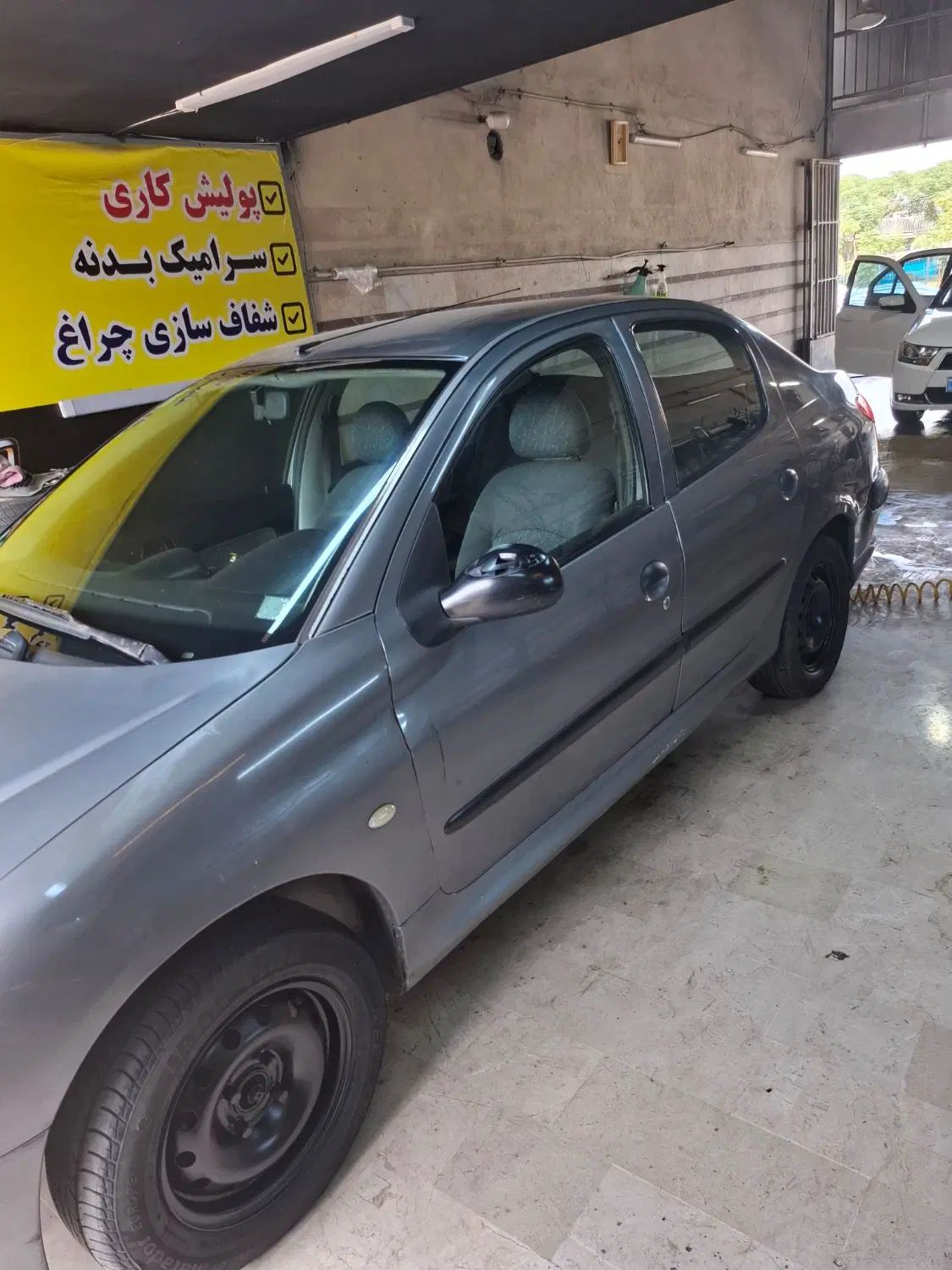 پژو ۲۰۶ صندوق دار v20 - 1389