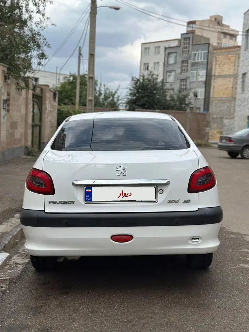 پژو ۲۰۶ صندوق دار v8 - 1396