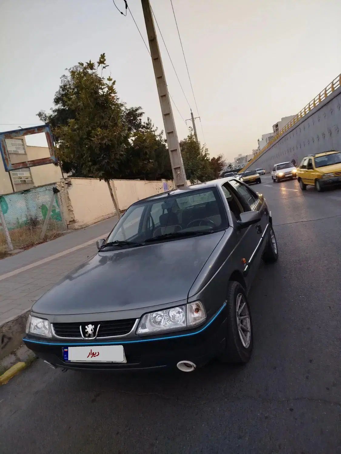 پژو 405 SLX بنزینی TU5 - 1391