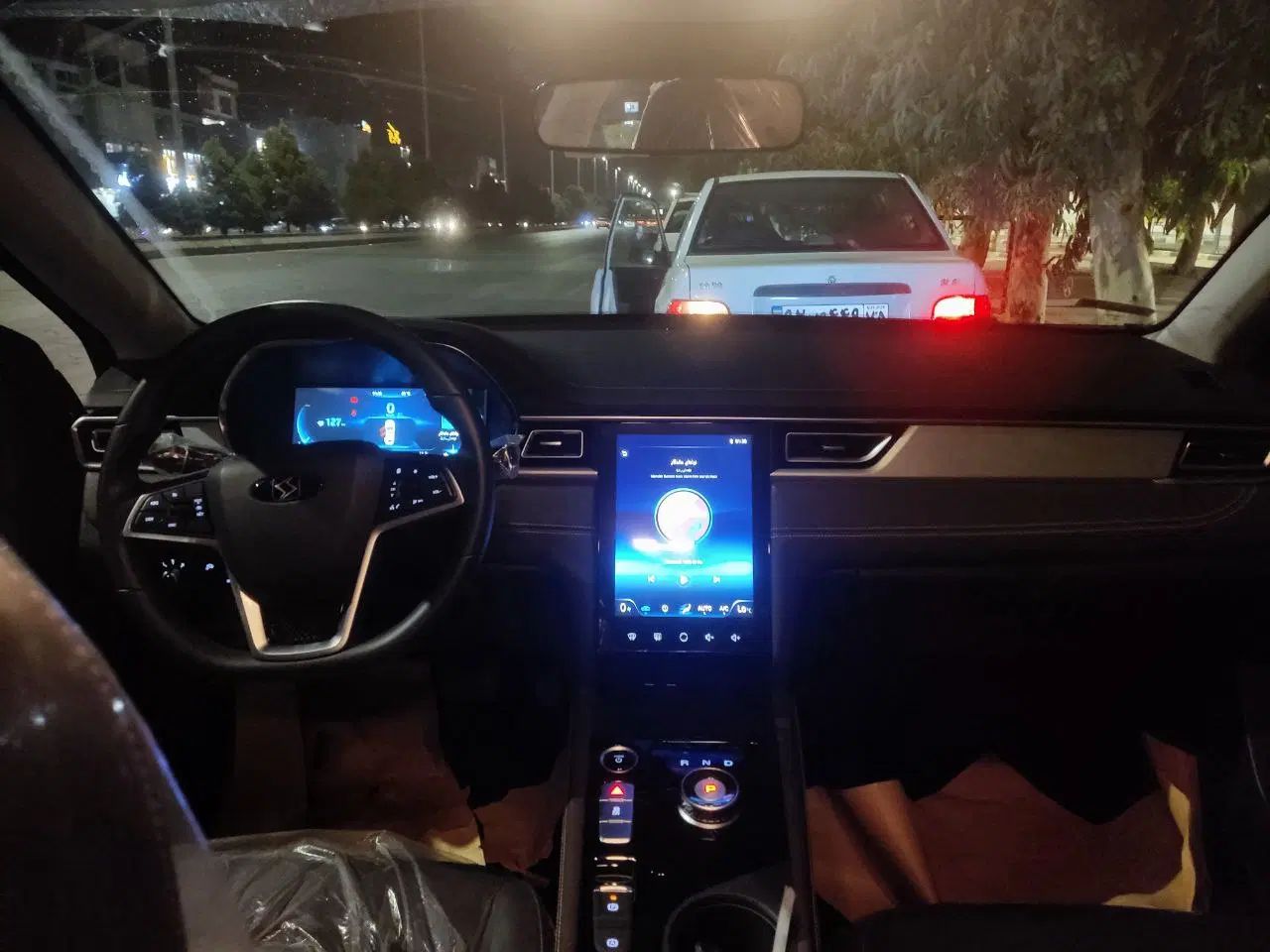 کی ام سی EJ7 ساده - 2024