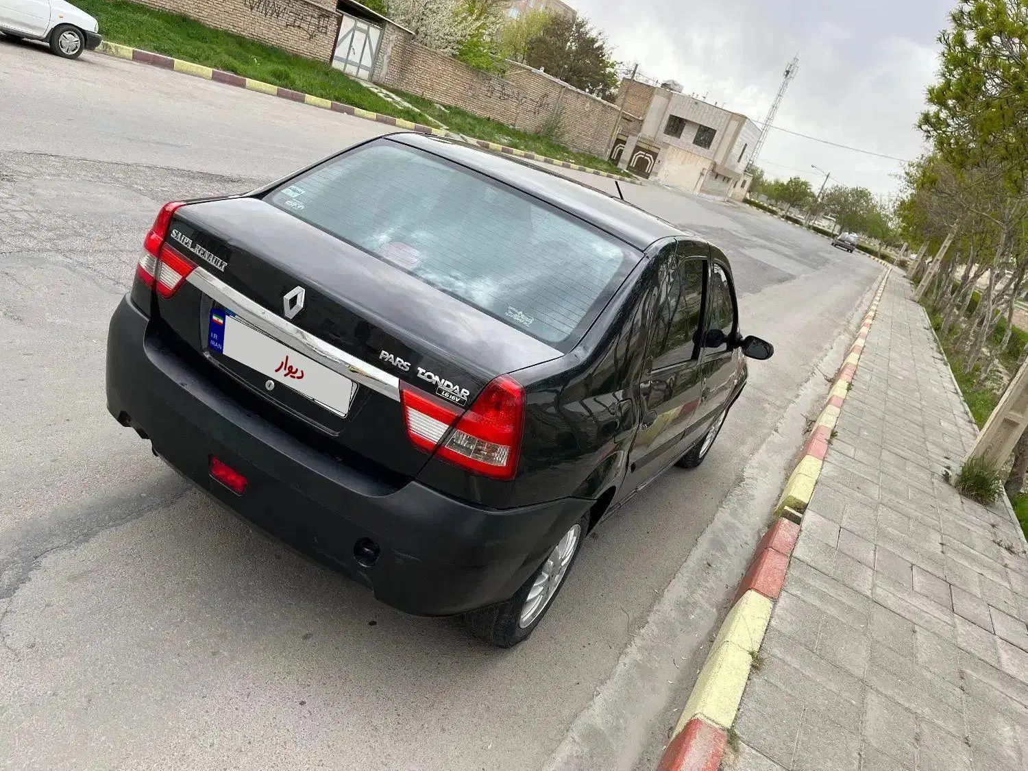 خودرو رنو، پارس تندر آگهی ann_20386104