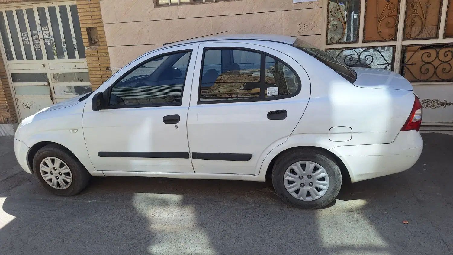 تیبا صندوق دار EX - 1395