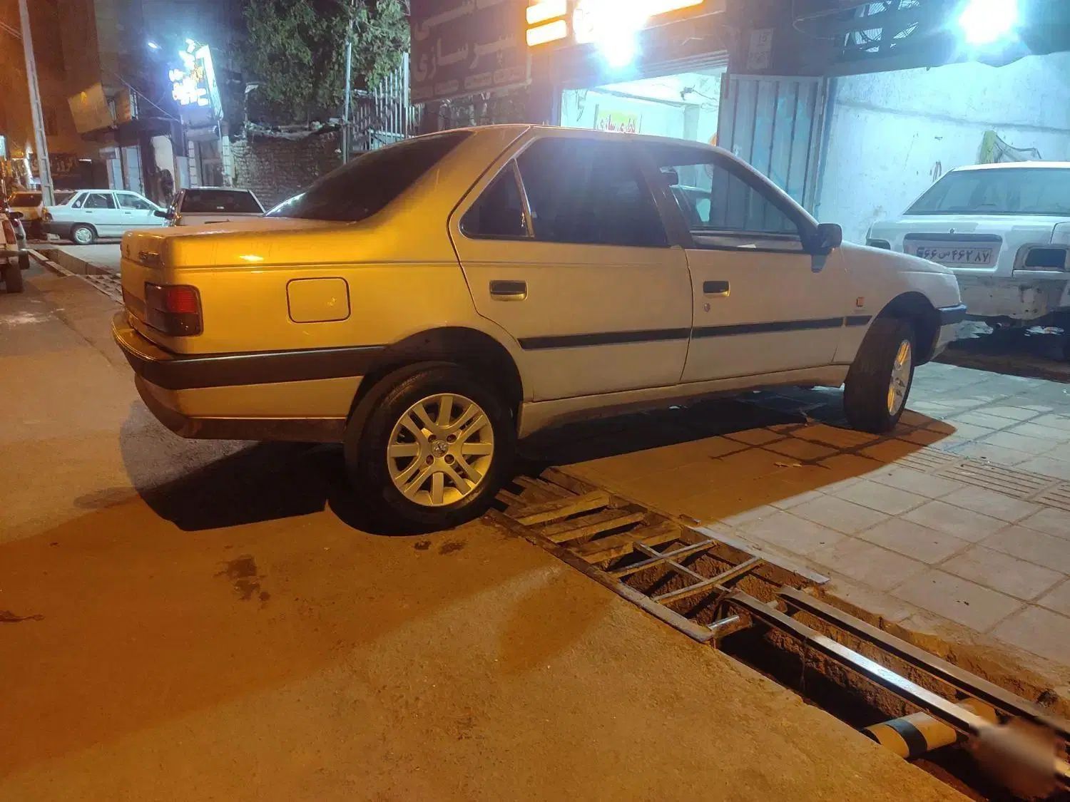پژو 405 GLX - 1386