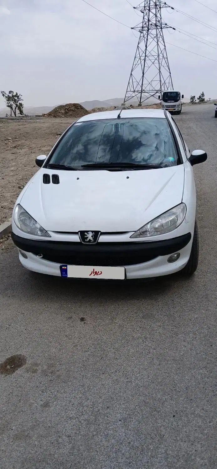 پژو ۲۰۶ صندوق دار v8 - 1395