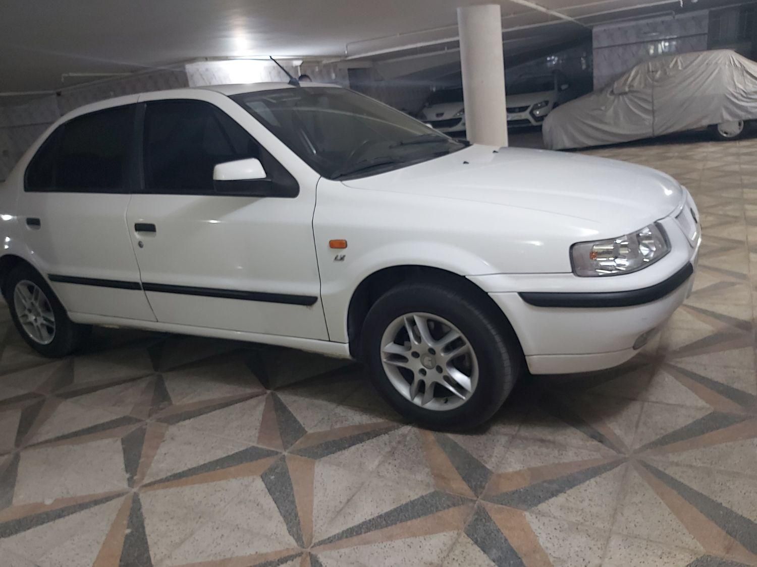 سمند LX XU7 - 1398