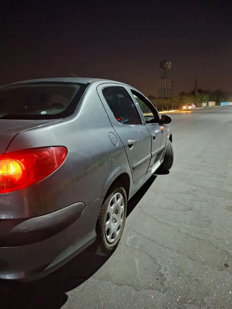 پژو ۲۰۶ صندوق دار v8 - 1397